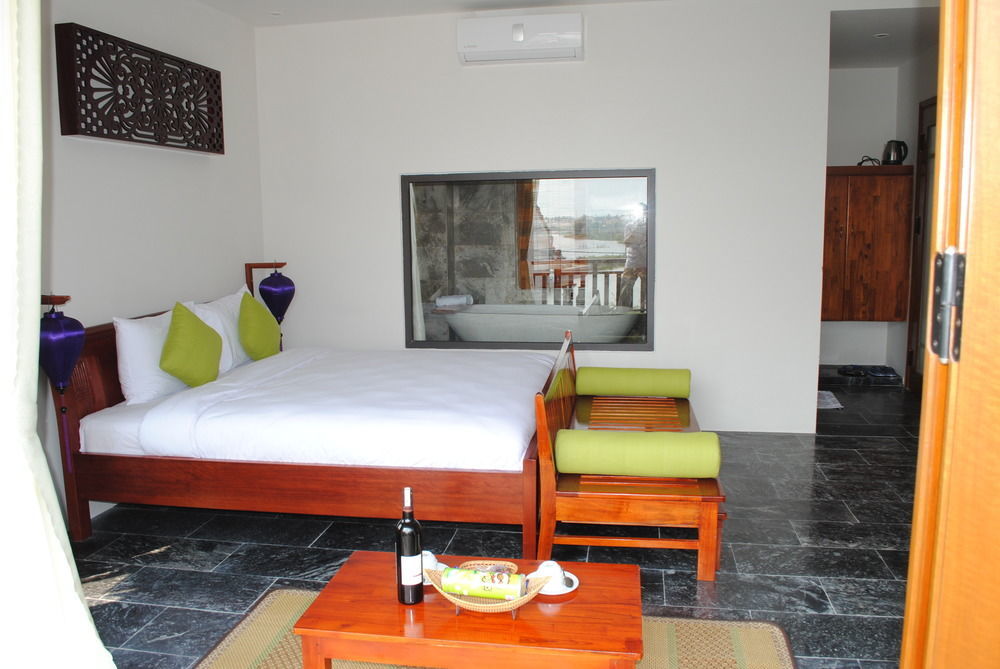 Hoi An Osaka Riverside Villa & Spa Bagian luar foto